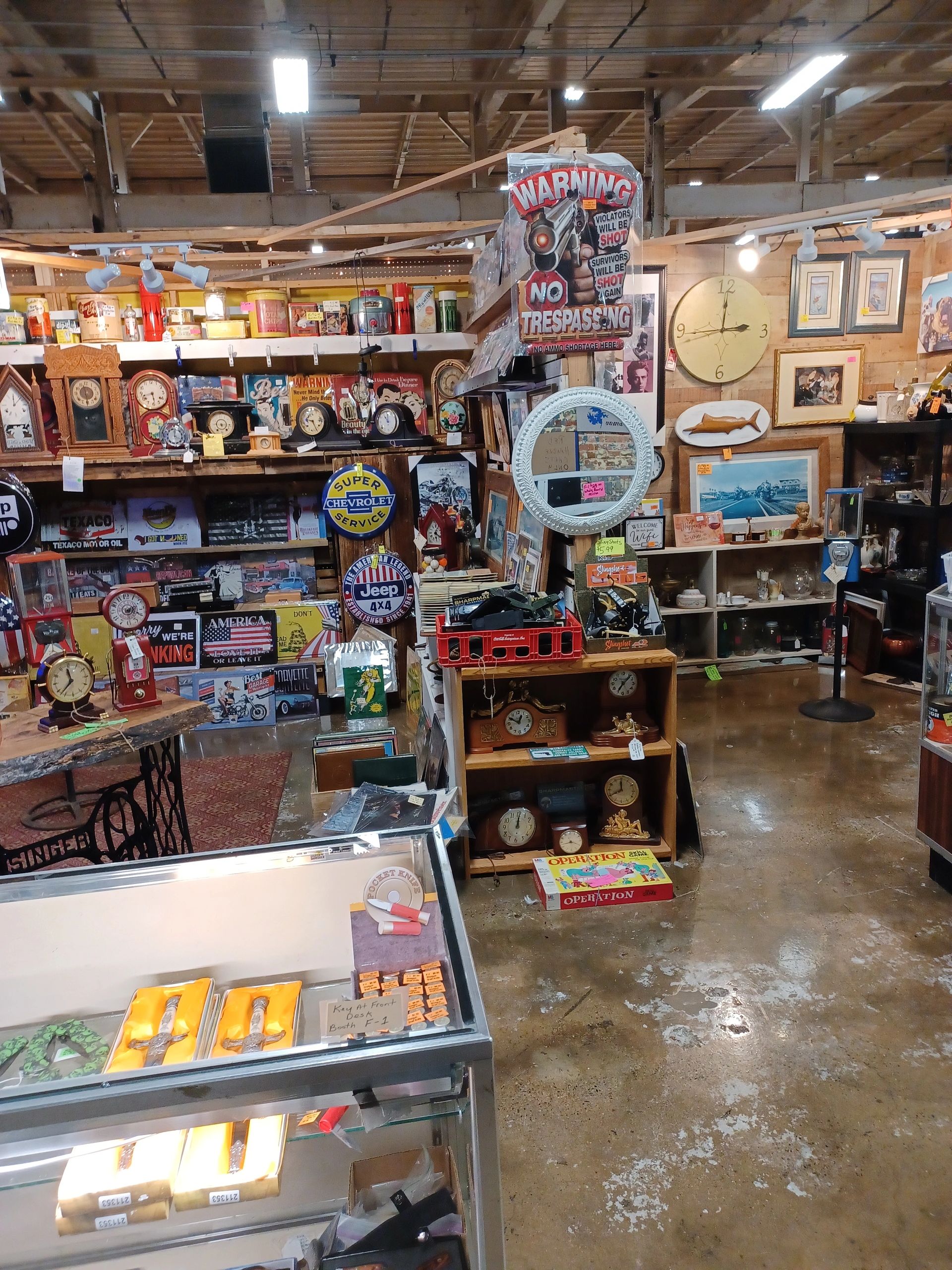 Vintage clocks & Signs