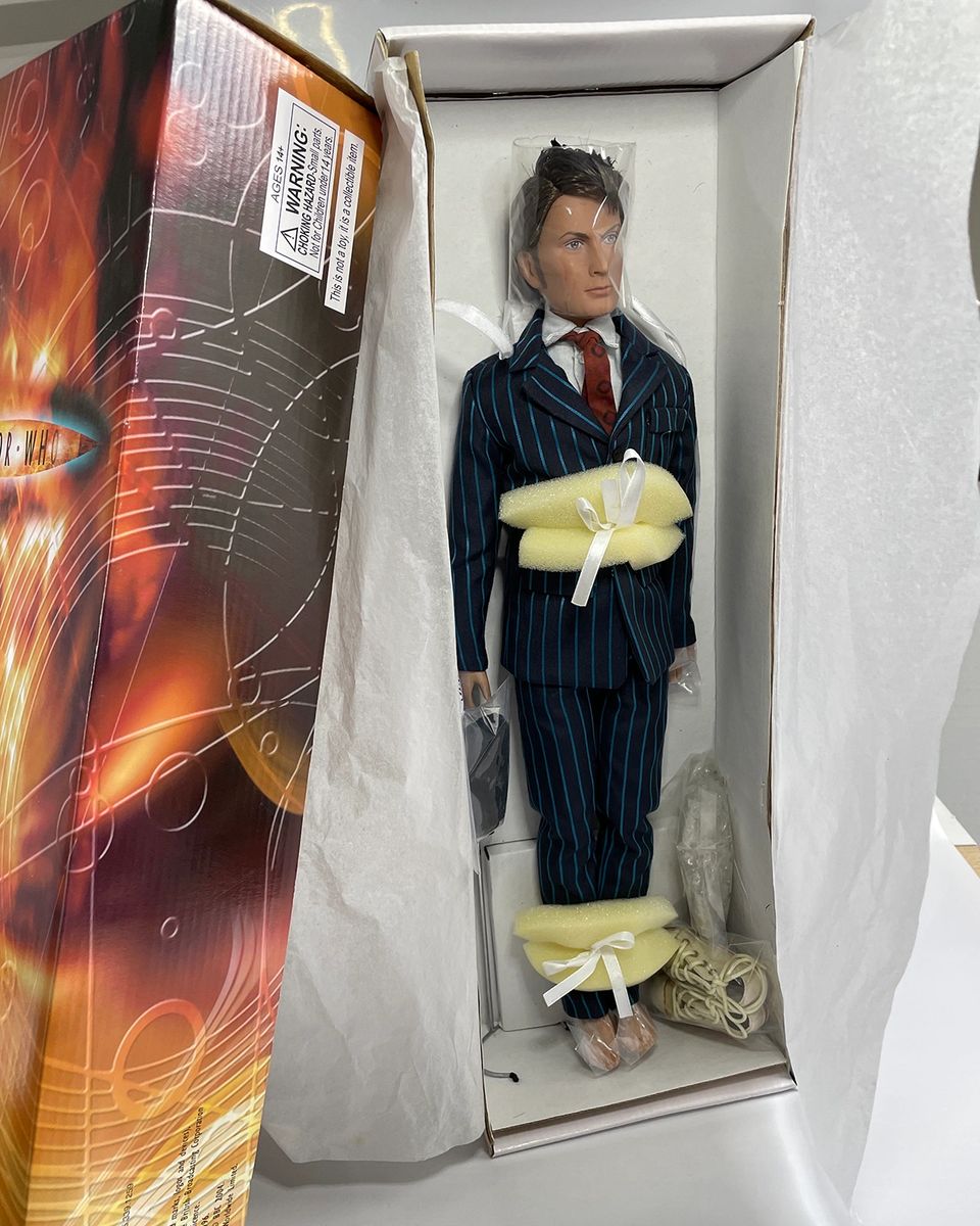 Tonner Dolls Doctor Who, The 10th Doctor David Tennant! New 17" Rare NRFB