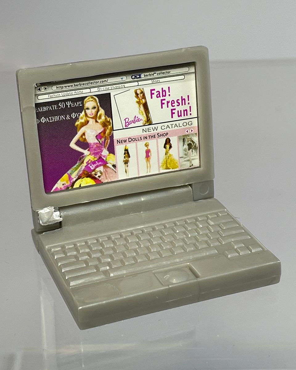 Barbie laptop