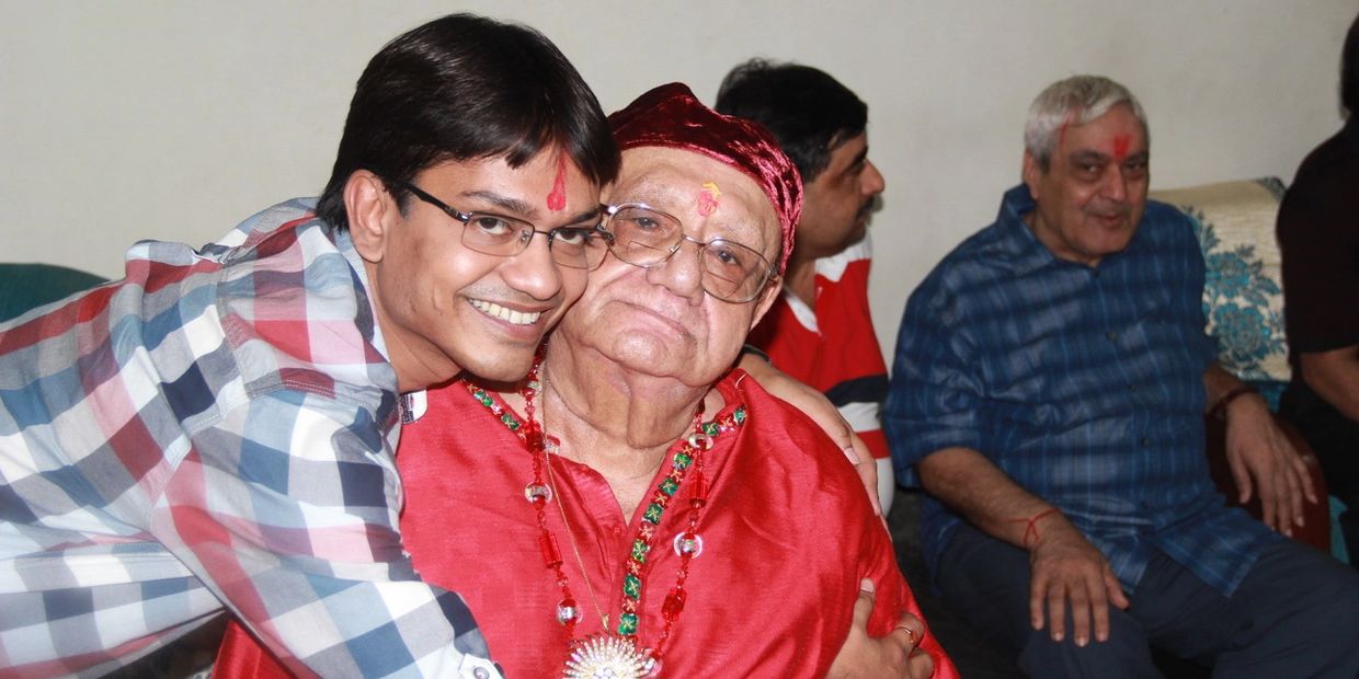 Astrosatyajit with Bejan Daruwalla at his residence!
