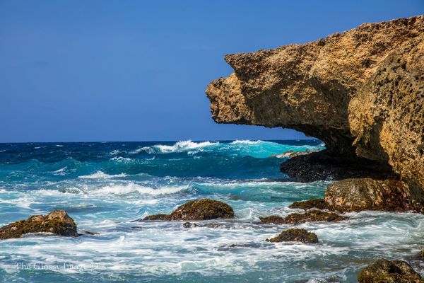 Aruba cliffs