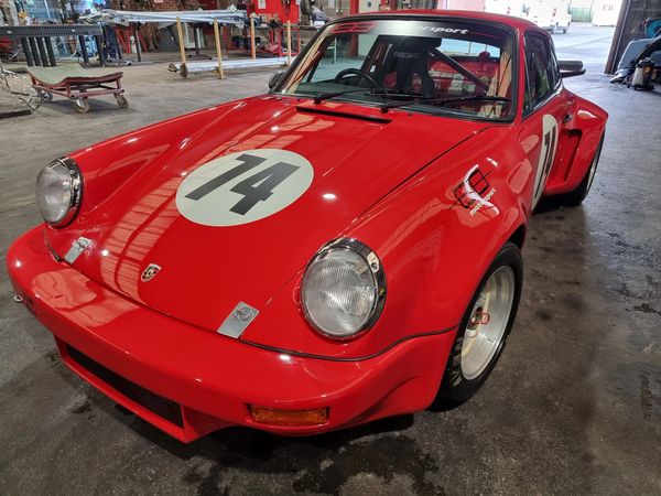 Porsche 911 Carrera RS Track Race Car after being waxed wih Bilt Hamber Double Speed Wax by Aztec