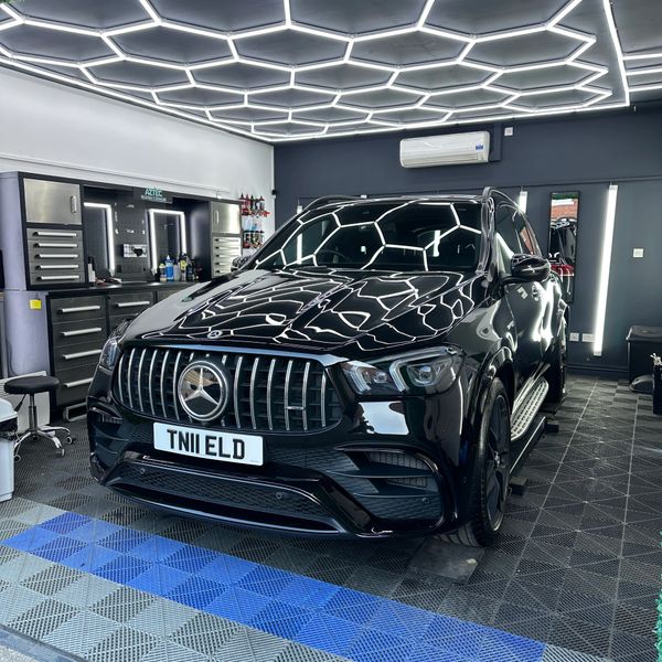 car valeting in pontefract, wakefield, normanton, castleford Aztec Valeting and detailing