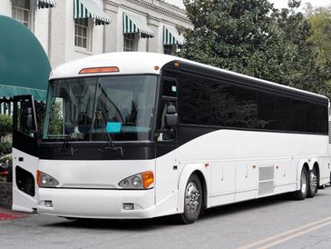 bus tours in newport ri