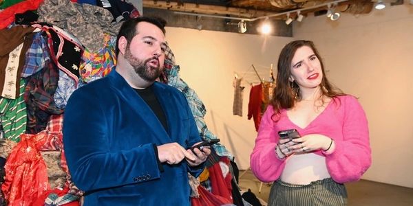 Bonnie Comley's Nothing To Wear, captured by Genevieve Rafter Keddy of BroadwayWorld