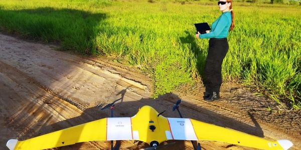 
Drone Asa Fixa leve para aplicações de Defesa civil e de Entrega de insumos médicos 

Consulte: Ofe