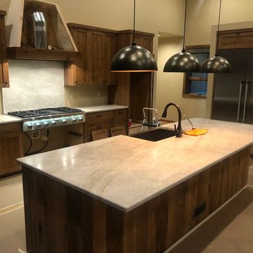 Quartzite and Arizona Tile Kitchen Countertop 