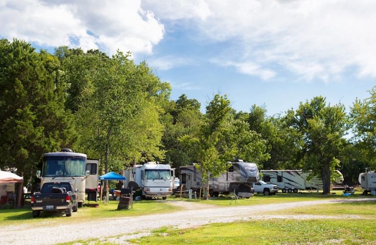 Escape to Tranquility: Kentucky Walnut Meadow Campground - Your Gateway to Nature's Embrace