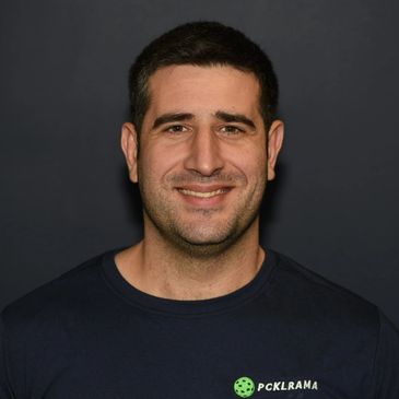 Image of Ian Vomero smiling