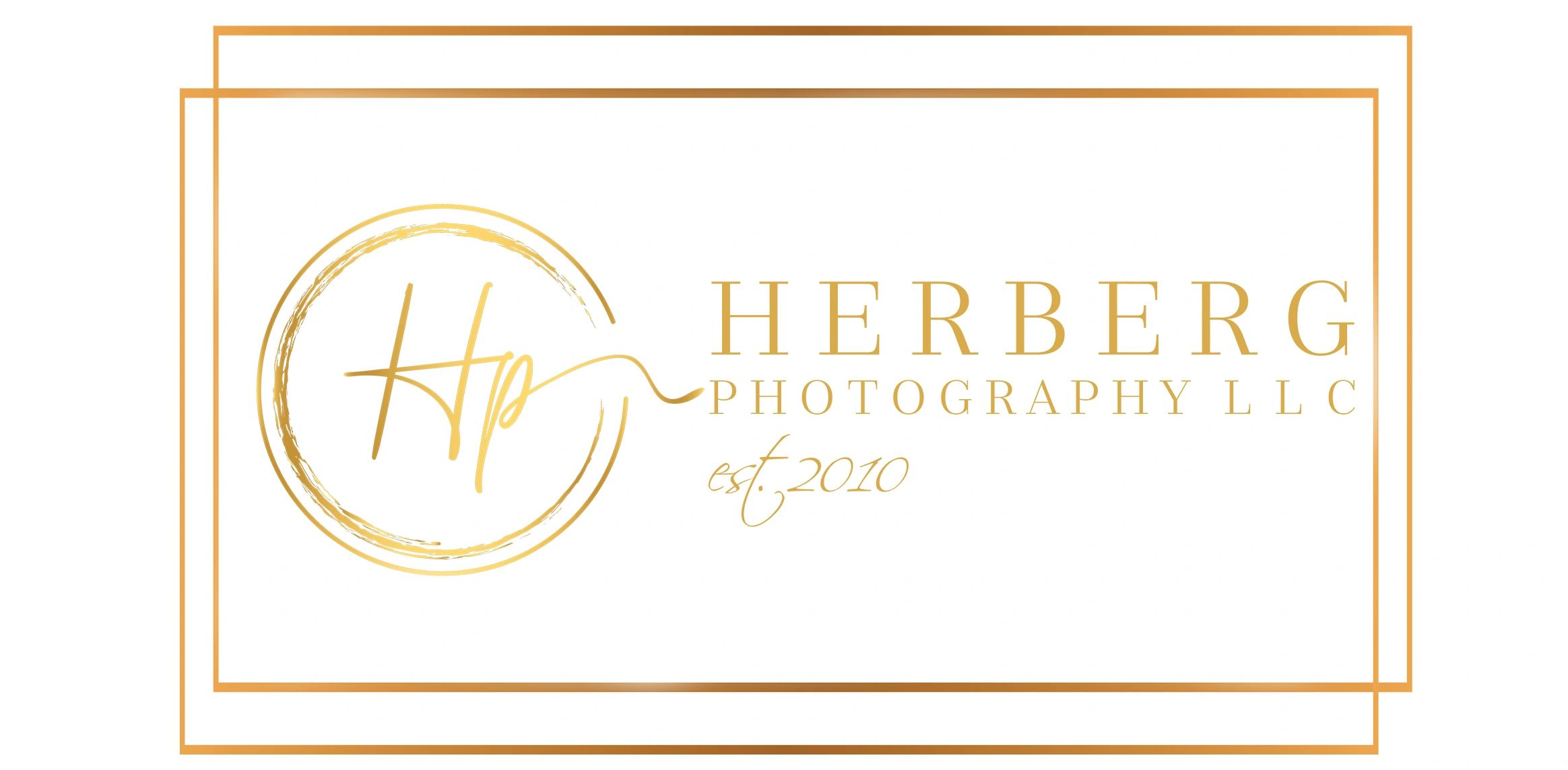 Herberg Photography specializes in newborn photos. 