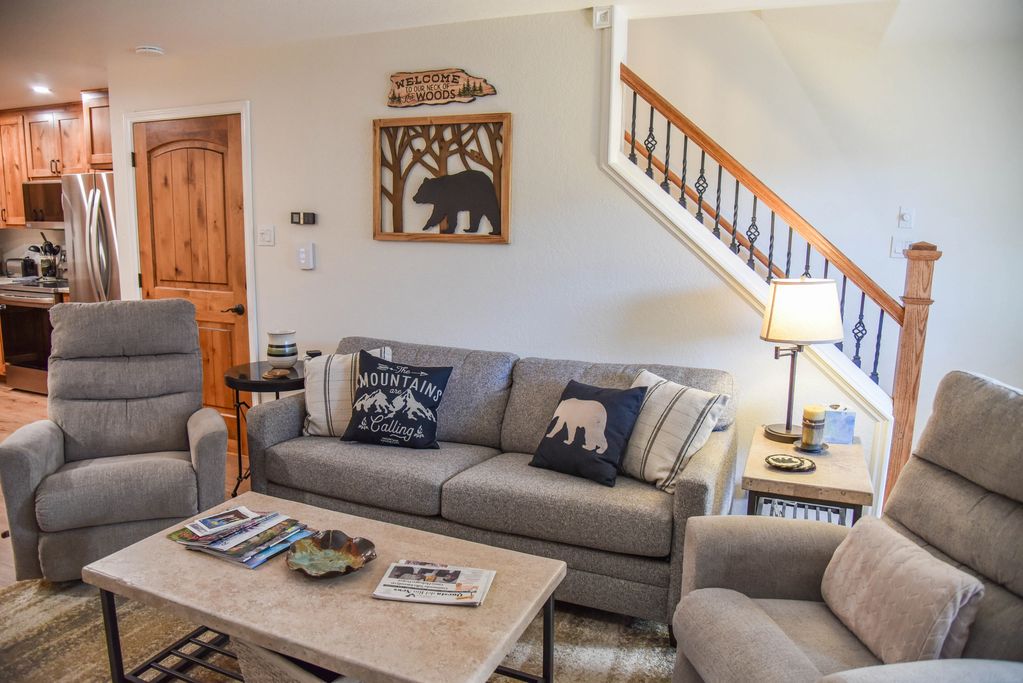 Fully remodeled 2 bed