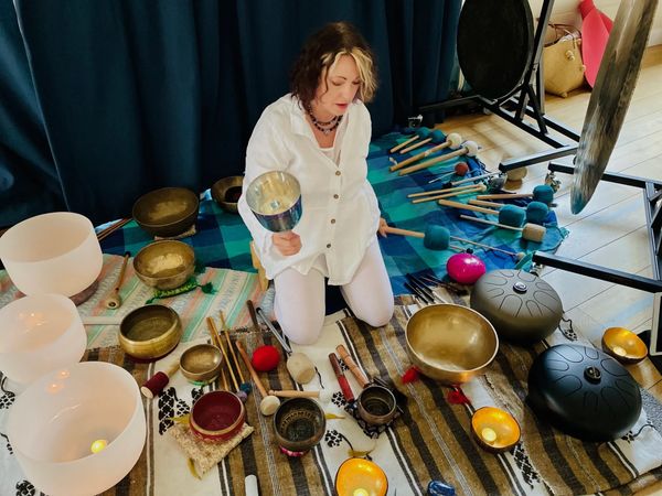 Autumn Sound Bath with ninayoga.co.uk Pett Village Hall