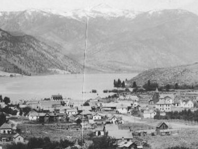 Early photograph of Chelan 