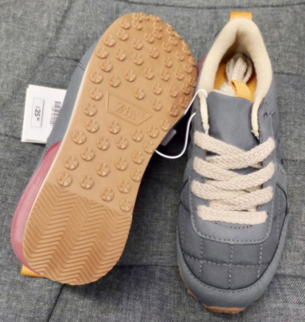 size 10 trainers in eu