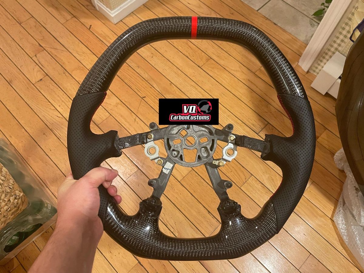 IN STOCK c5 corvette black leather flat top carbon fiber