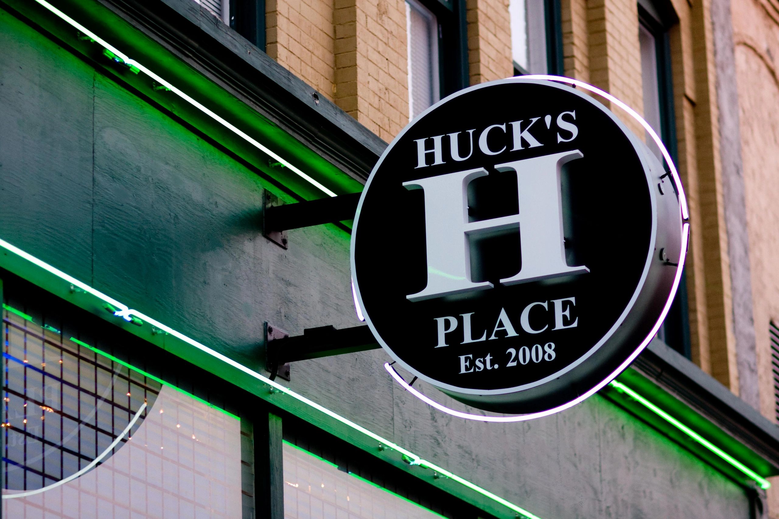 Huck's Place