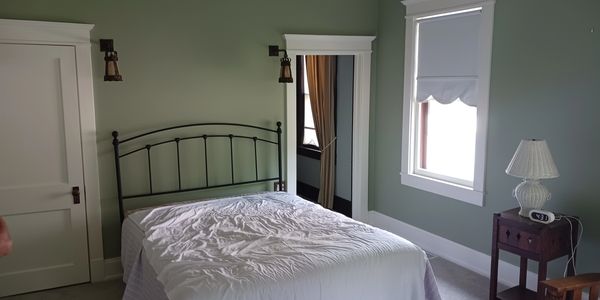 interior-painting-bedroom-green-sherwin-williams-color