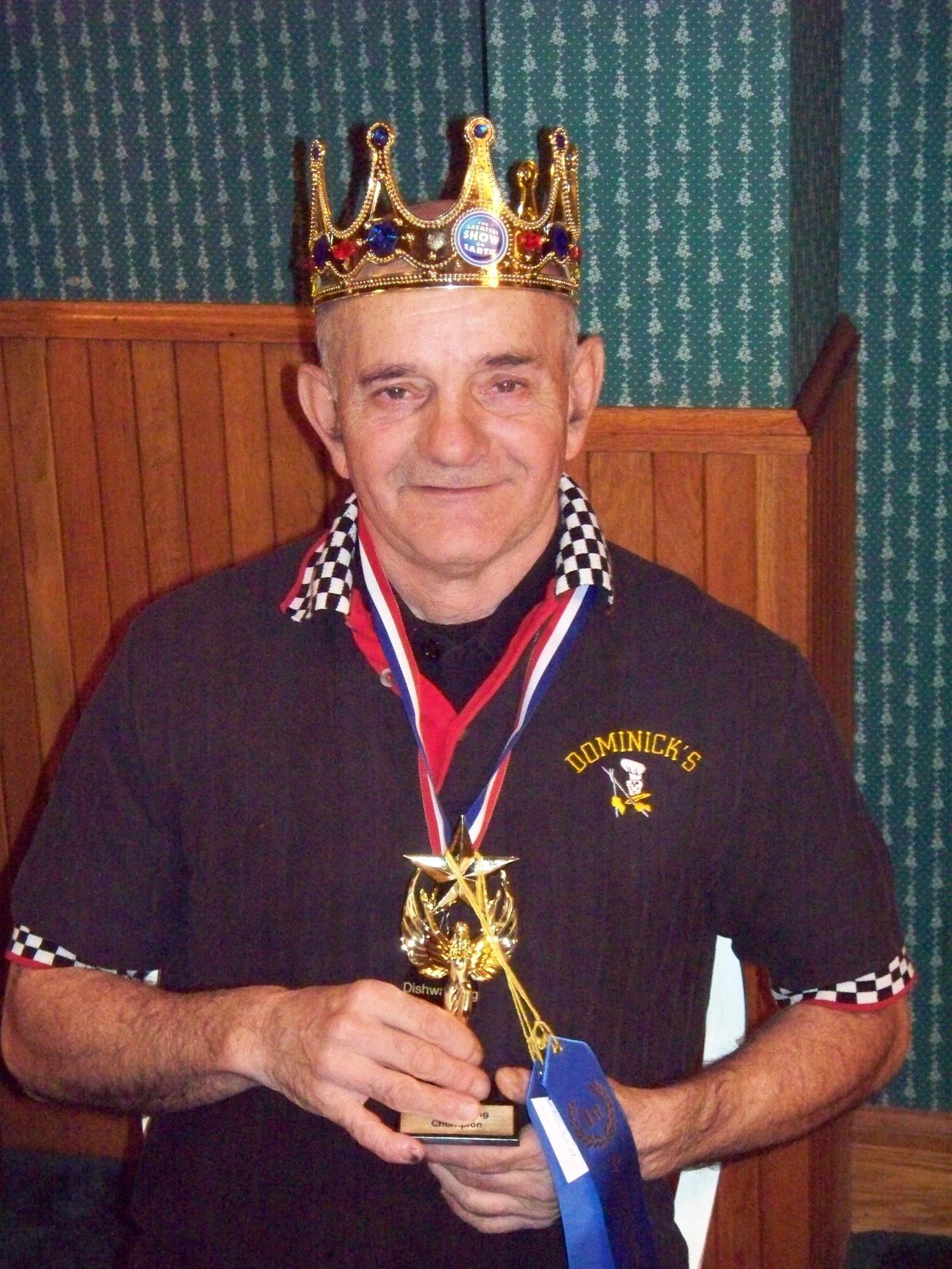 Bob with his Dominick's Shirt, EGC Medals & Trophy - @ Pershun house - Thanksgiving
