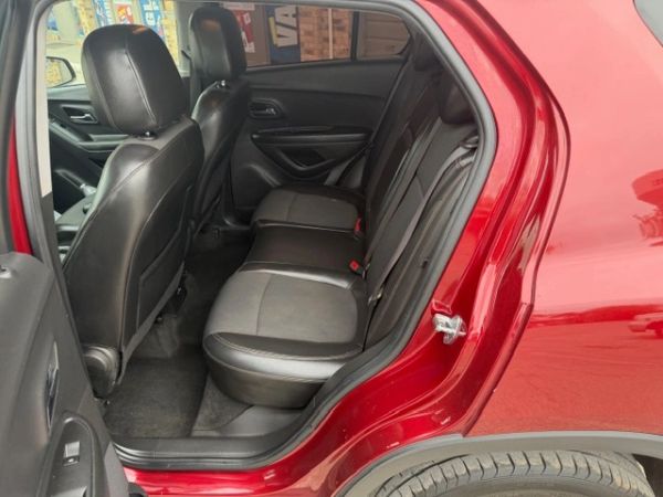 2021 Chevrolet Trax LT - Photo 6