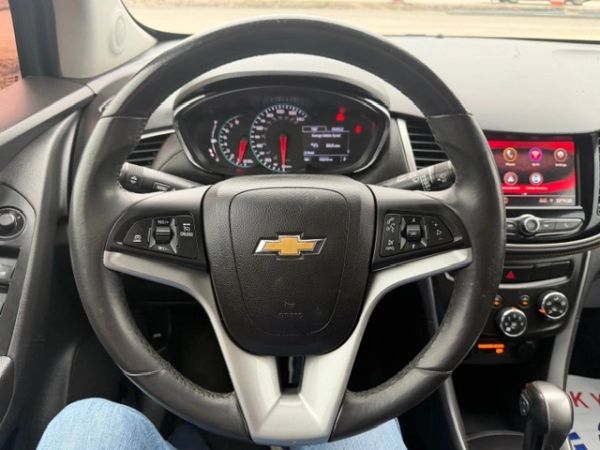 2021 Chevrolet Trax LT - Photo 7