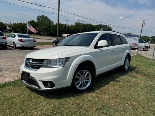 2014 Dodge Journey SXT FWD's photo