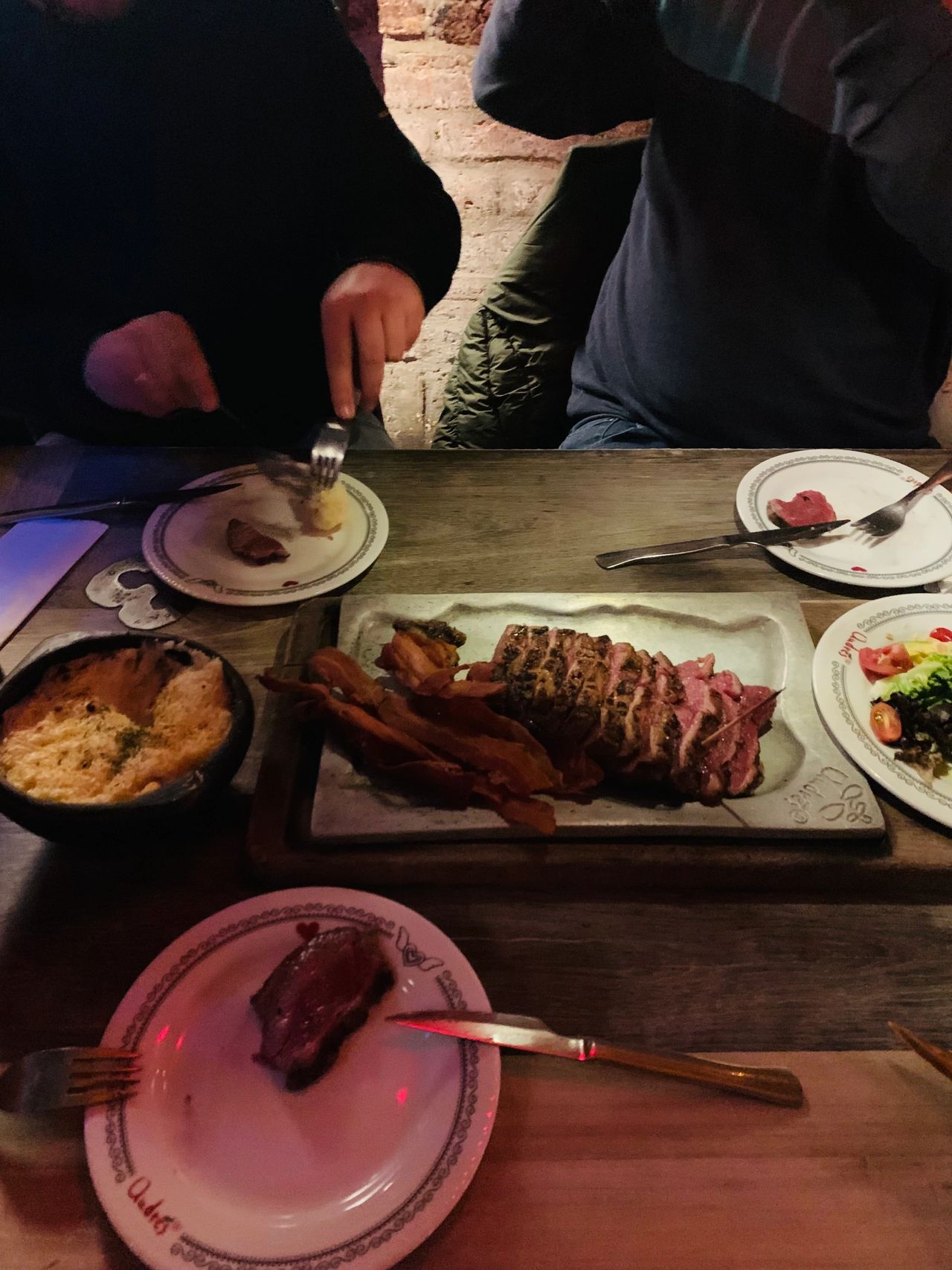 En ruta: Andrés carne de res, image size:1280x1707