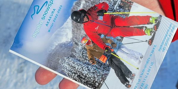 Myoko Mountain akakura ski guide