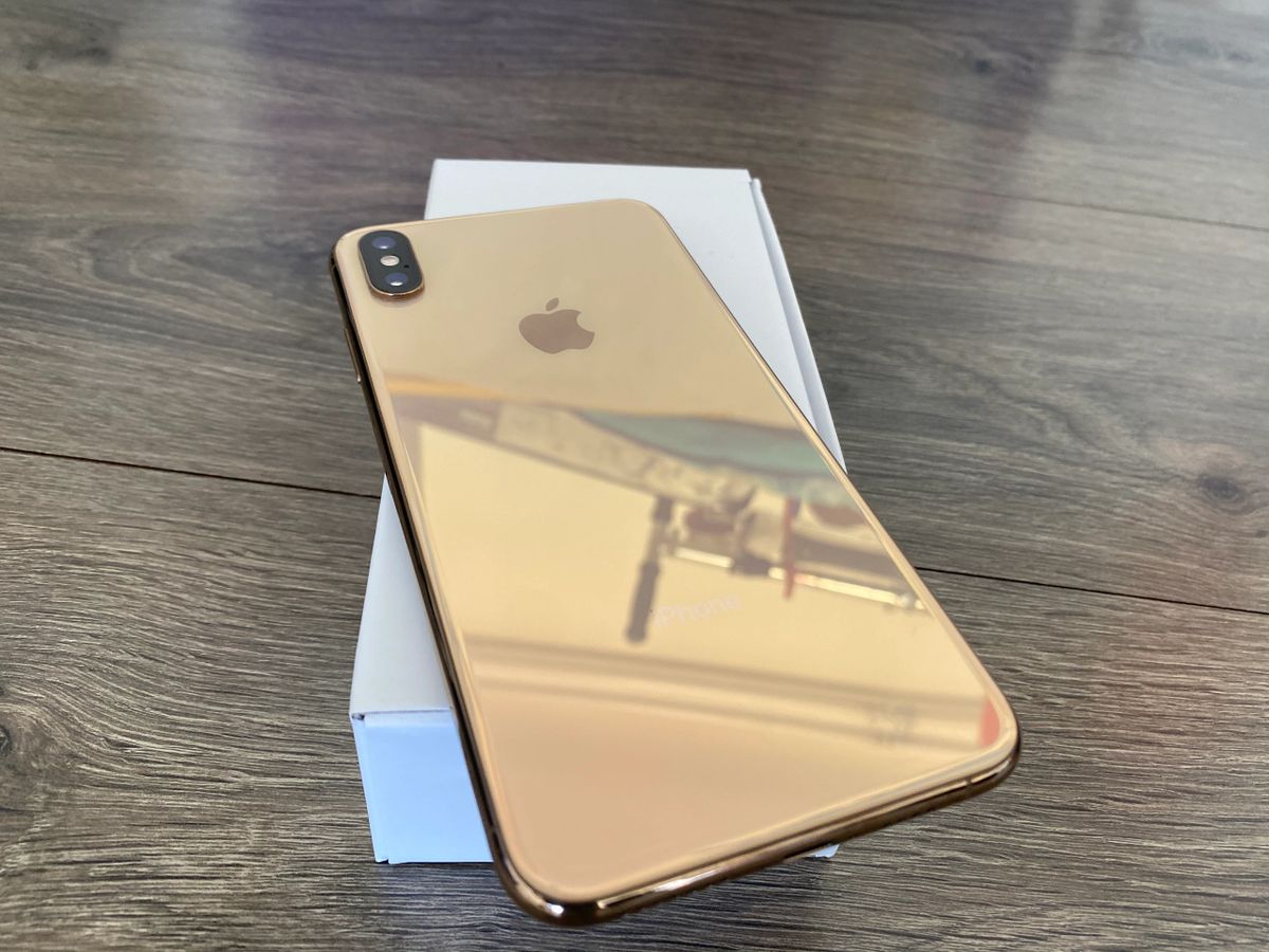 iPhone xs Max gold 256gb | www.jarussi.com.br