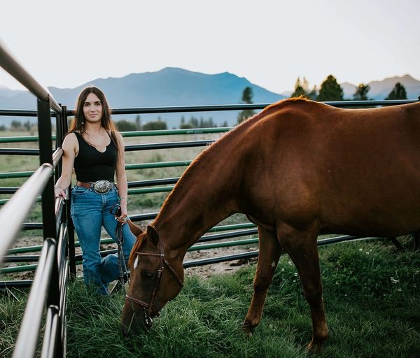 Equine Photoshoot | Unicorn Photoshoot | Western Photos near Portland Oregon / Vancouver Washington