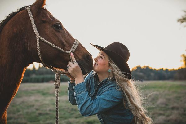 Equine Photoshoot | Unicorn Photoshoot | Western Photos near Portland Oregon / Vancouver Washington