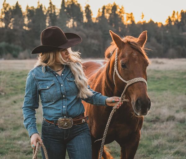Equine Photoshoot | Unicorn Photoshoot | Western Photos near Portland Oregon / Vancouver Washington