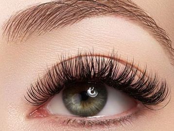 Lash & brow lifts and lash & brow tints