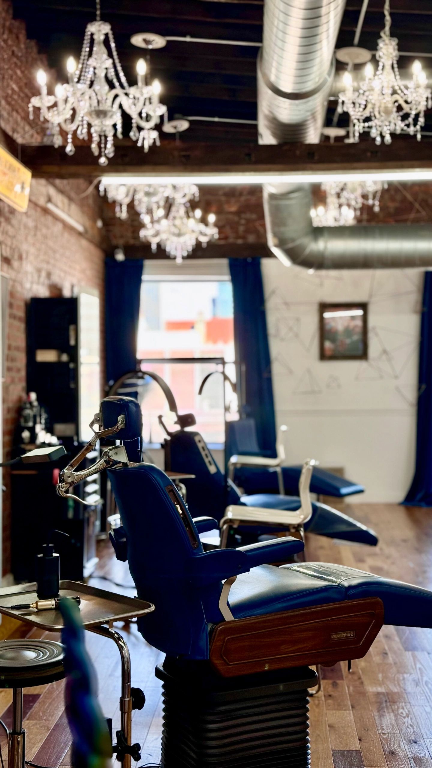 Interior of Pretty in Ink cosmetic tattoo and fine line tattoo studio in Columbus Ohio