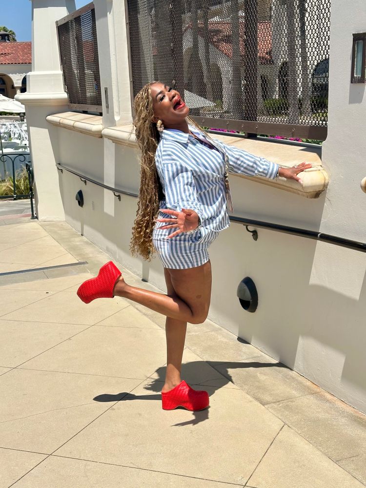 Tamera Strother founder of Luminosity777.com 🔦
