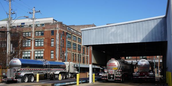 Loading area for trucks hauling liquid sugar