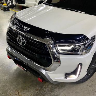 TOYOTA HILUX ROCCO! 2021 ✓ Sobre - Kraken Accesorios