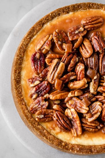 Pecan caramel cheesecake 
