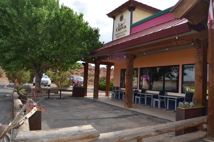 La Cueva Restaurante