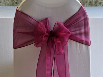 Burgundy Chair Sash - Chair Cover Hire- Bracknell- Berkshire-Newbury-West Berkshire- Hampshire