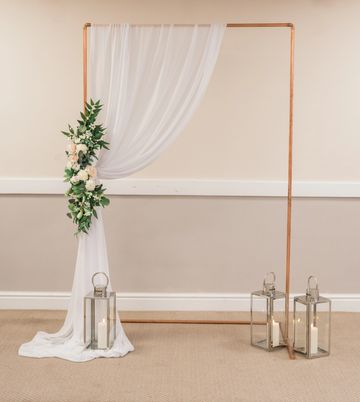 Copper Wedding Arch - Bracknell - Ascot - Wokingham - Windsor - Maidenhead -Newbury - Berkshire