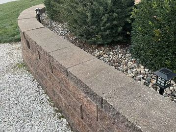 Retaining walls, decorative blocks, stones, aggregates to improve and enhance your property 