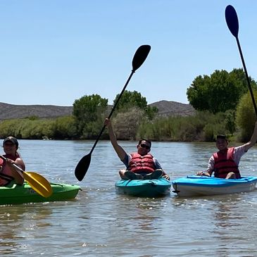 kayak rental fun on the Rio Grande