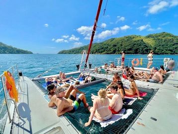 Catamaran adventure from Panama City