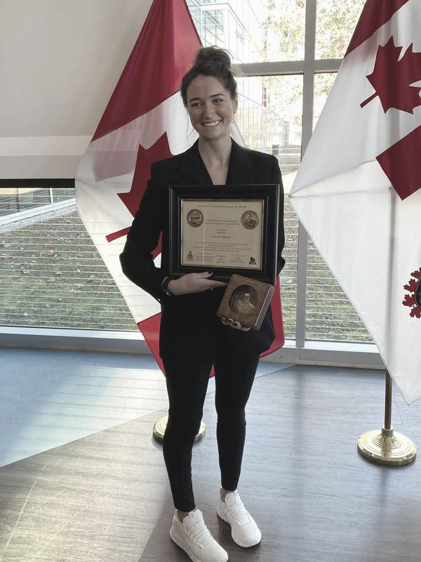 Dr. Chris M. Edwards , Chris Edwards, Canada, Banting award Canadian Armed Forces