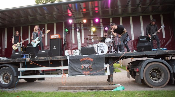 Those Damn Crows topping the bill, at a festival where the stage is the back of a huge truck!
