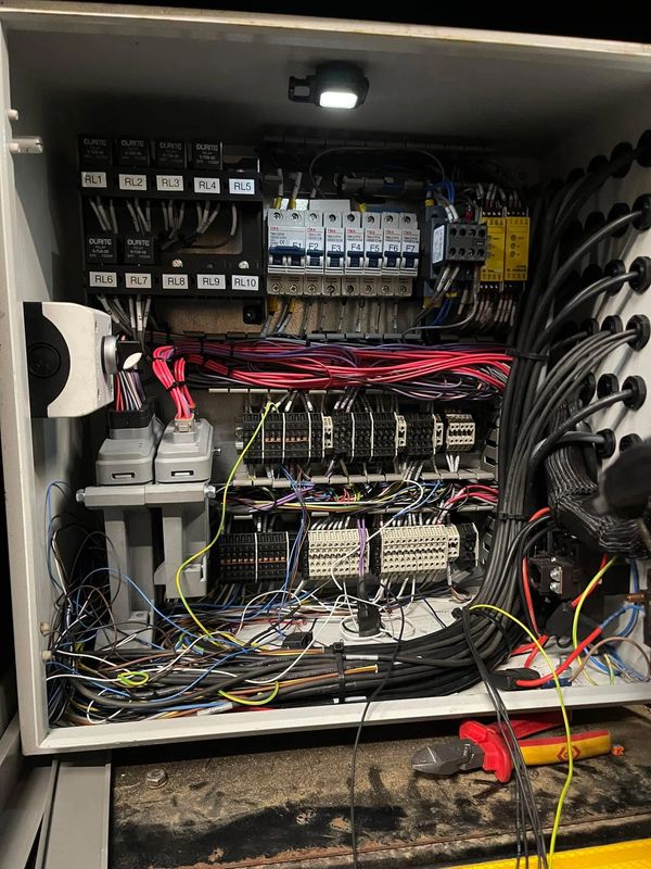 Rewiring controls for Riello oil burners