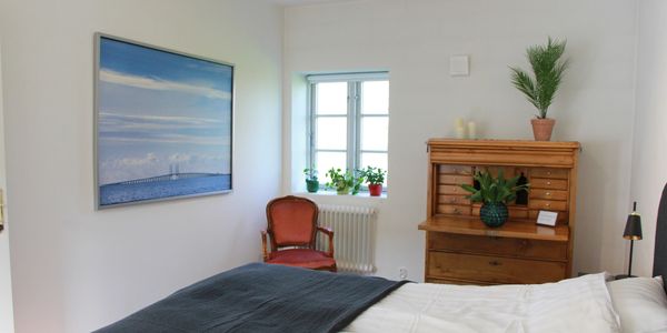 Skön dubbelsäng i Drängkammaren