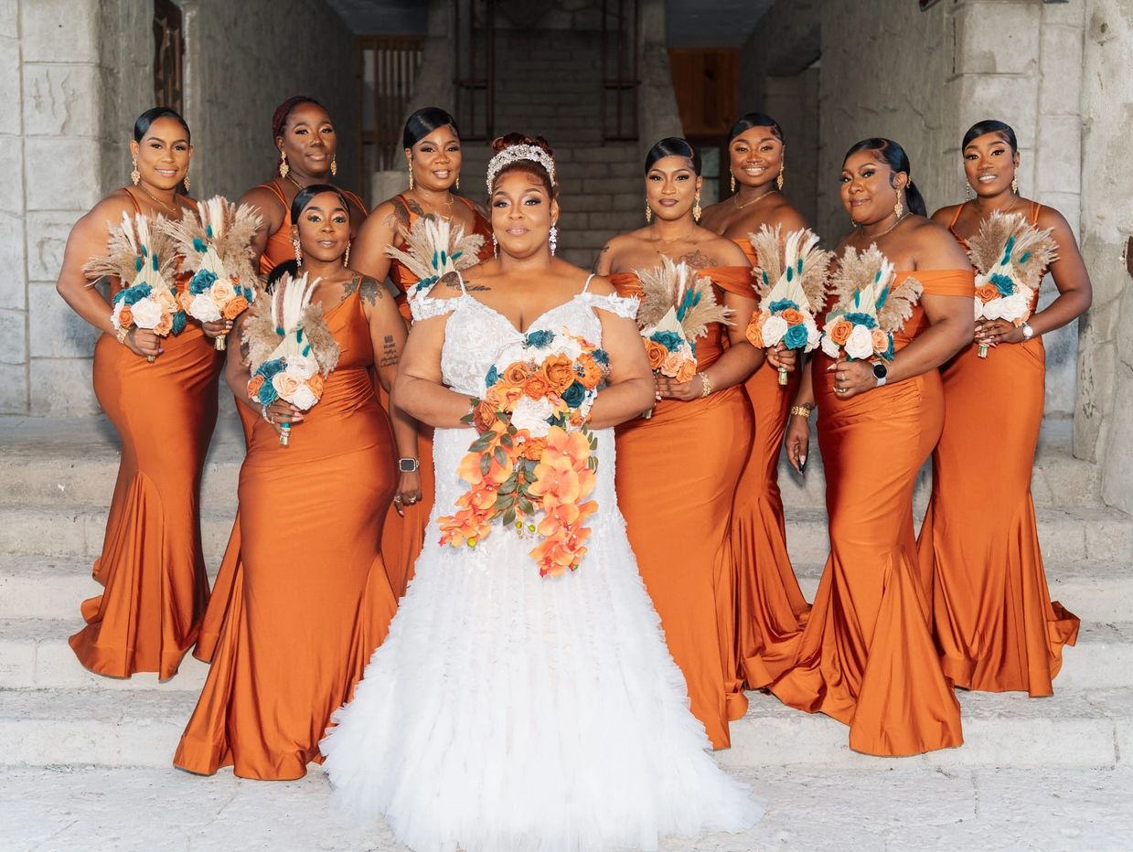 BRIDESMAIDS - BARI JAY, image size:1239x932