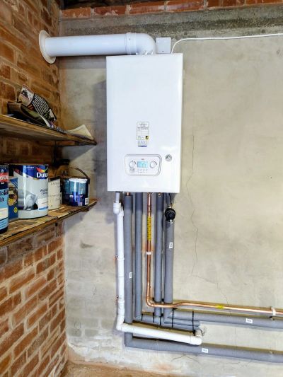 Baxi 400 combi boiler fitted in a Maltby garage