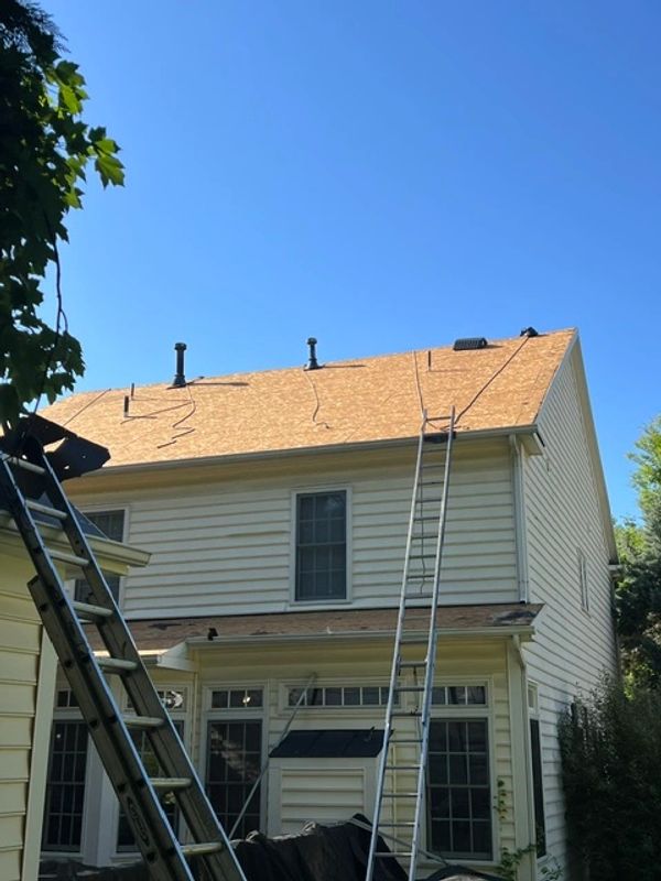 Roof shingle tear off in Gaithersburg, MD 
